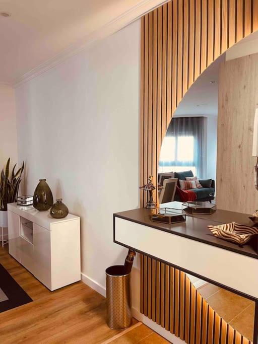Apartamento Centrico Y De Diseno Con Parking Vigo Exterior photo