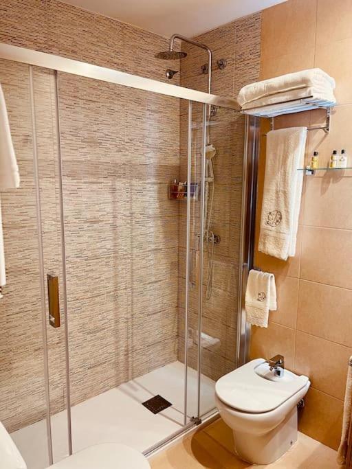 Apartamento Centrico Y De Diseno Con Parking Vigo Exterior photo